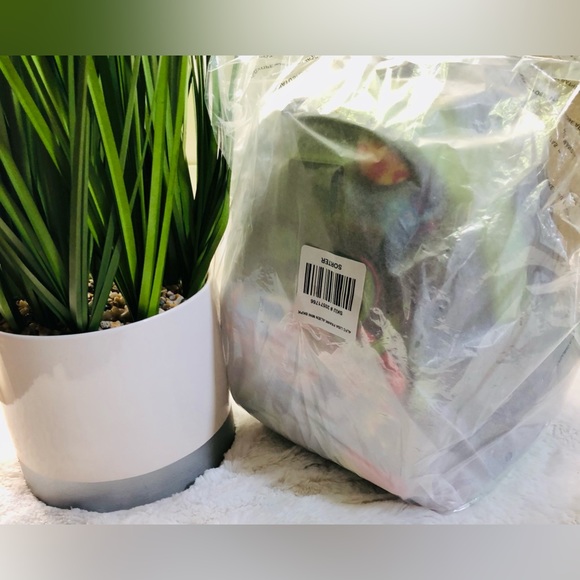 Lisa Frank Alien backpack glow in the dark NWT - Picture 8 of 10